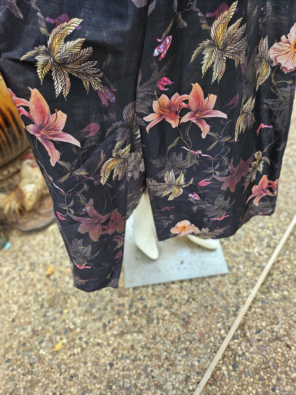 AllSaints Asta Viviana Black Silk Linen Blend Maxi Skirt (8) & Blouse (6) Set - Picture 3 of 16